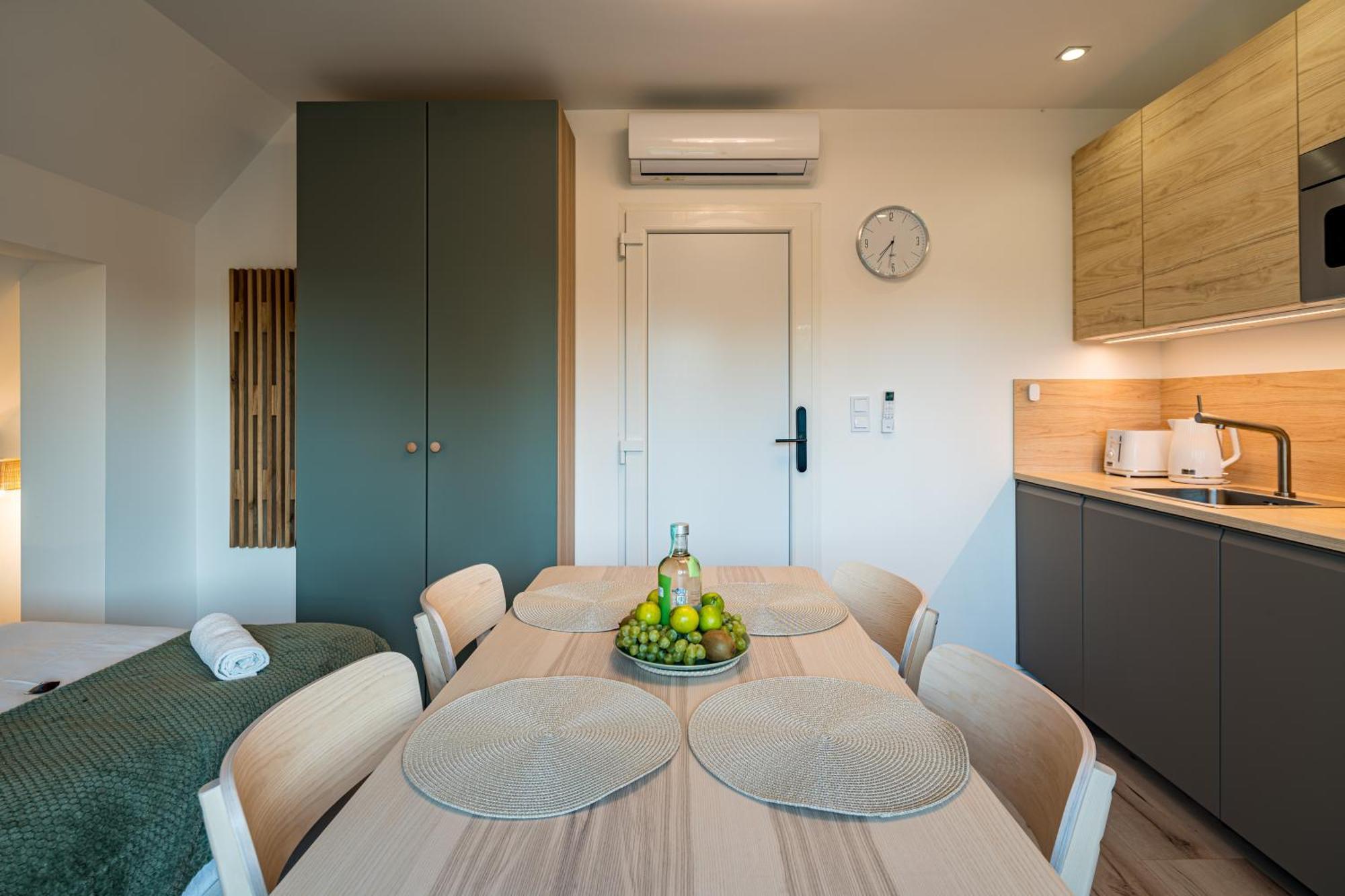 Balatonic Lime Apartmanhaz Шиофок Экстерьер фото